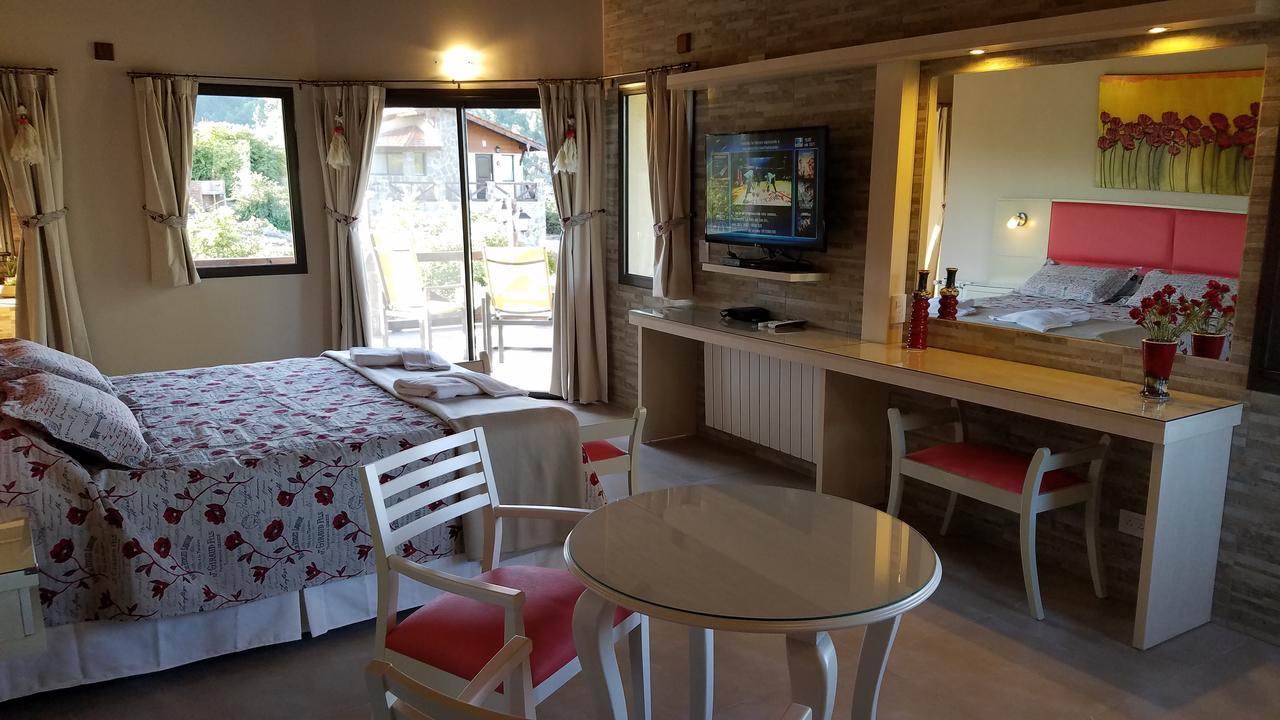 Aires Serranos-酒店4*